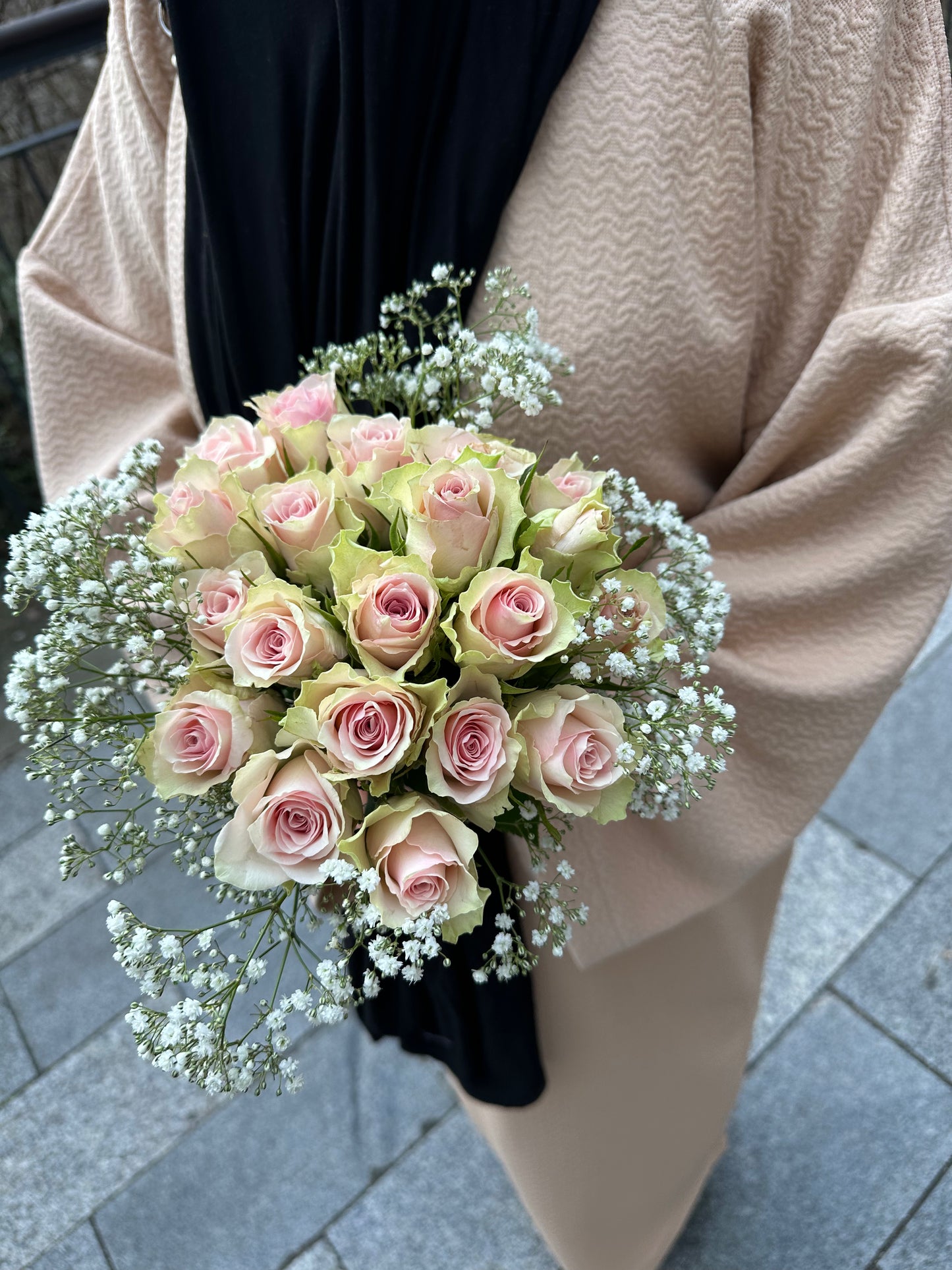 Lilya in beige