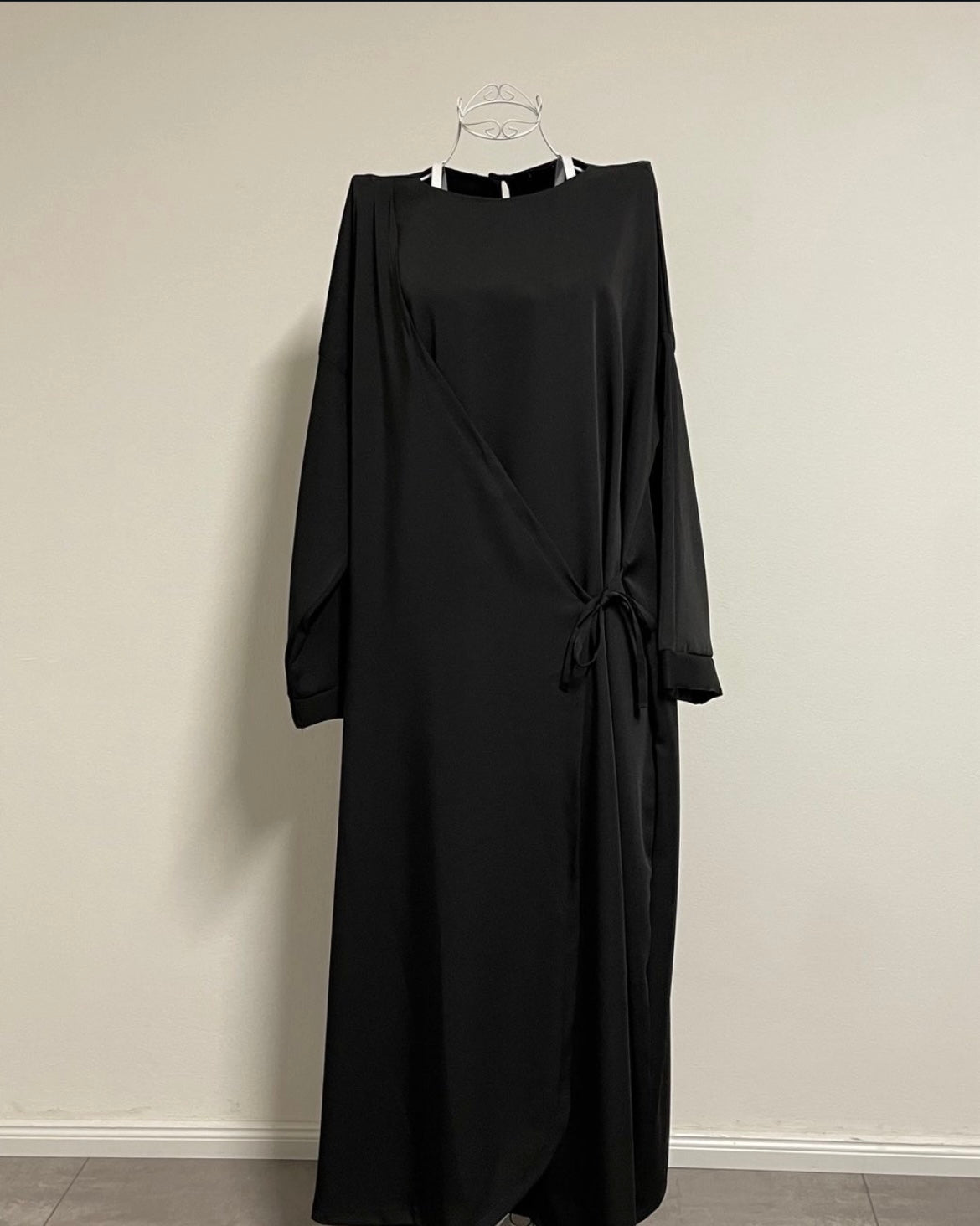 Kimono Abaya in rot, schwarz, light beige, sand and grey blue