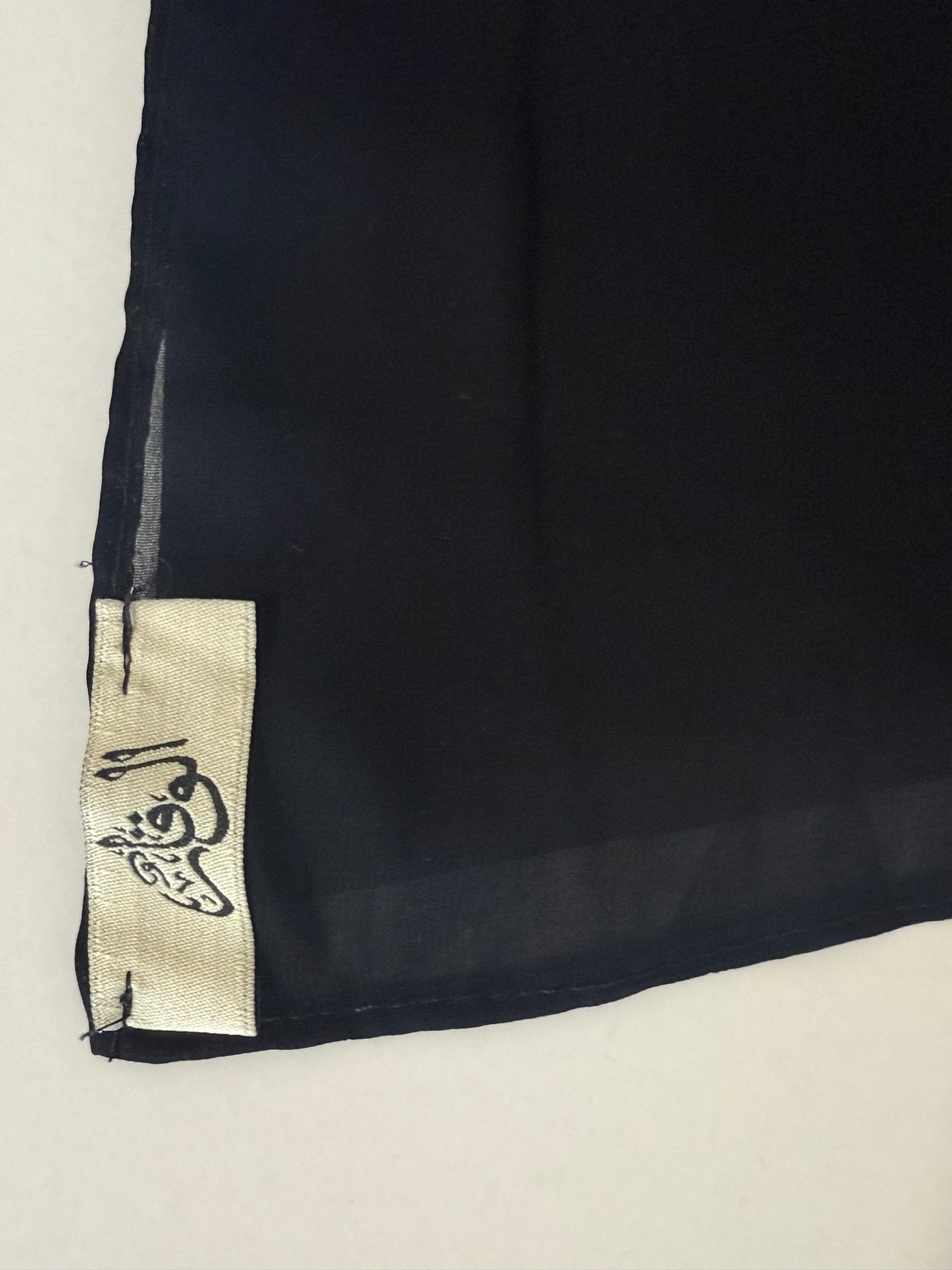 Crêpe Hijab in schwarz XXL