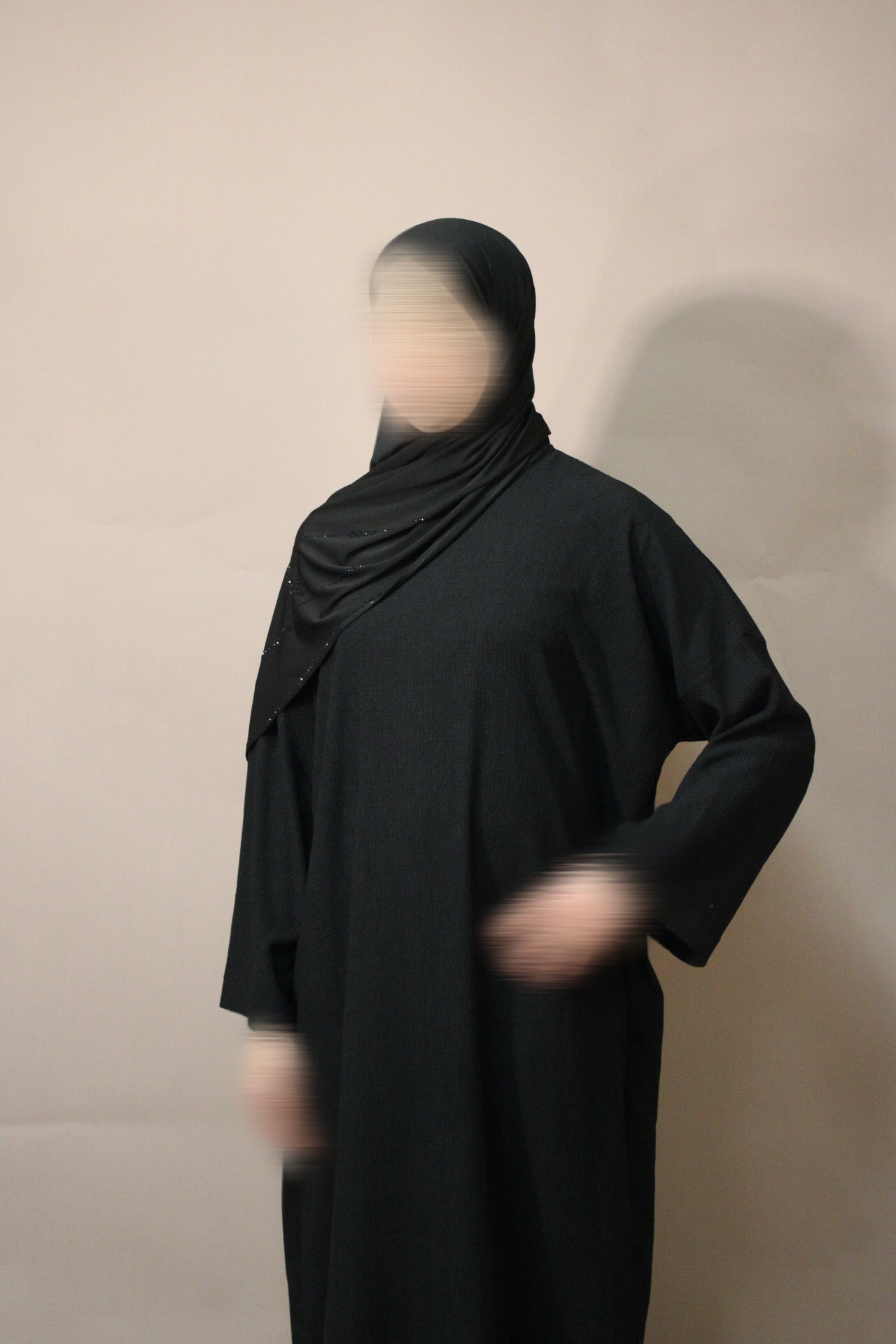 Basic Abaya in black