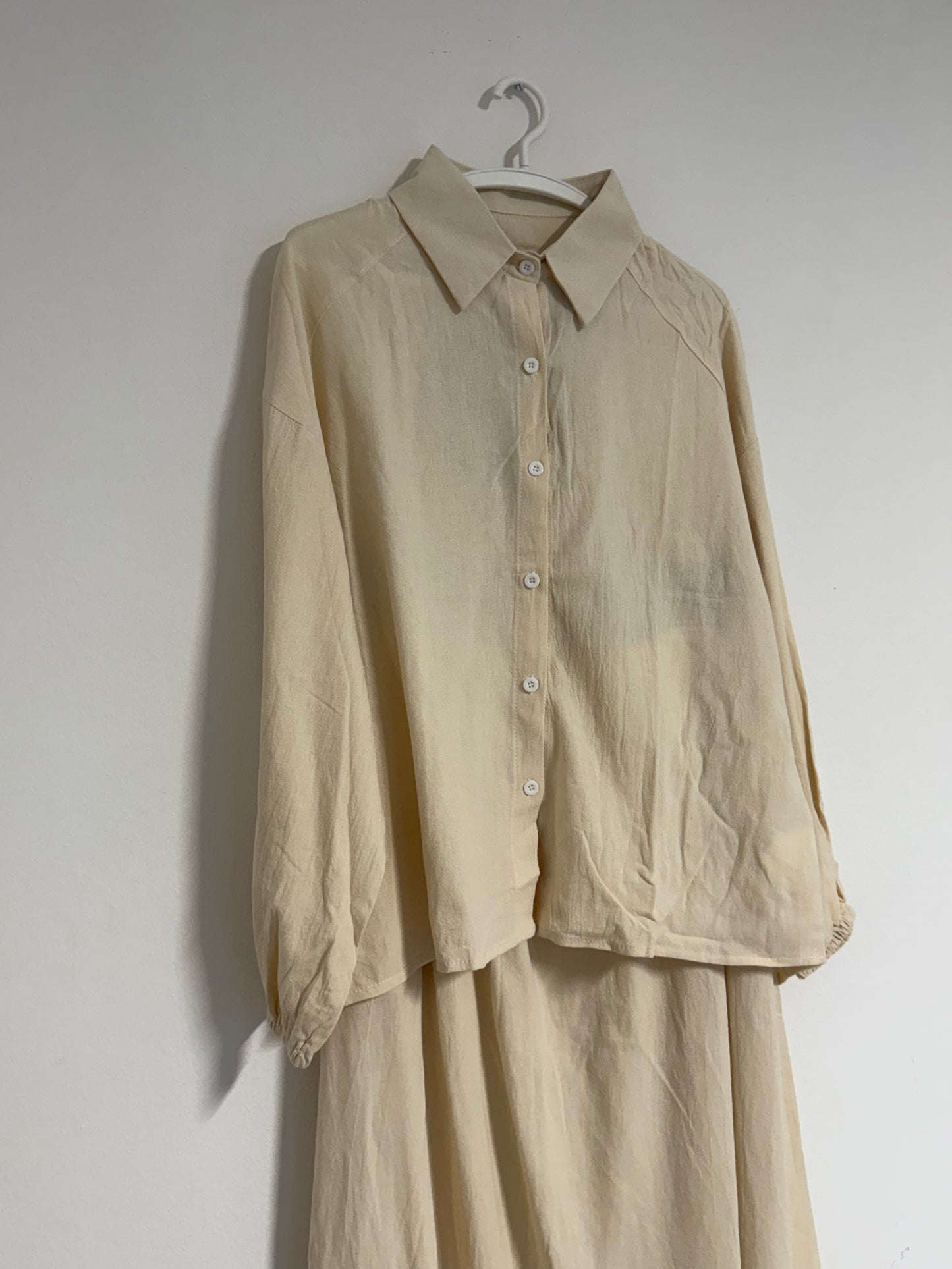 Zahra Rock und Bluse Set in beige