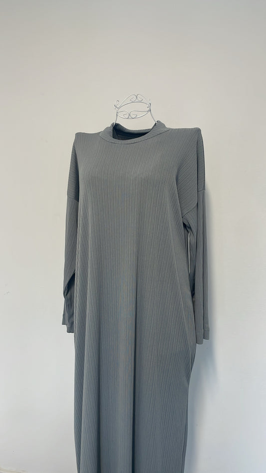 Dalia Abaya in lightgrey
