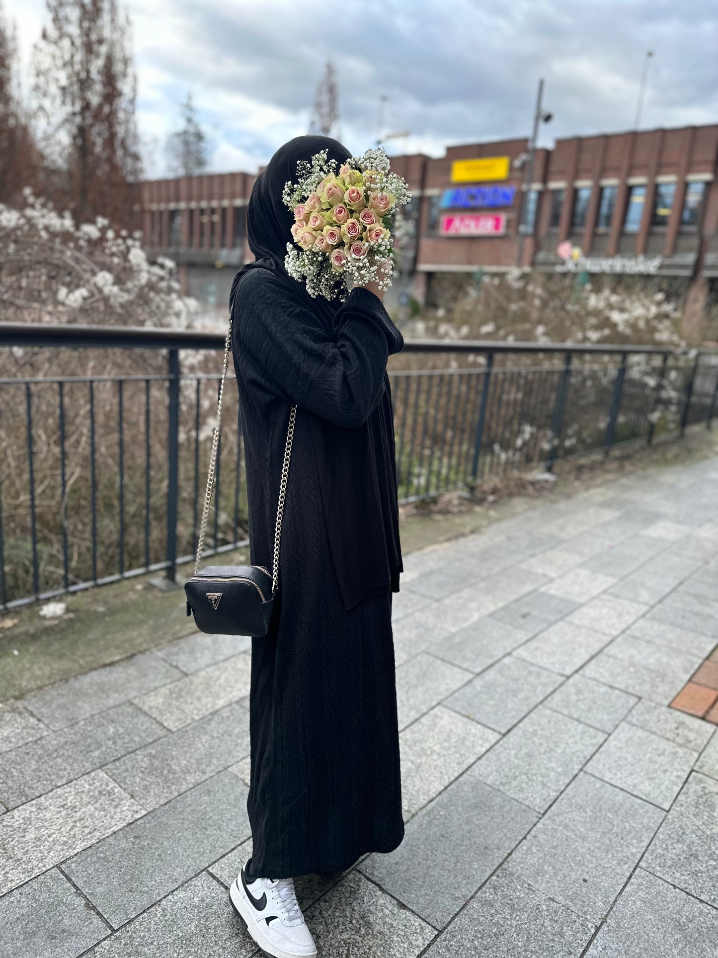 Lilya in greyblue