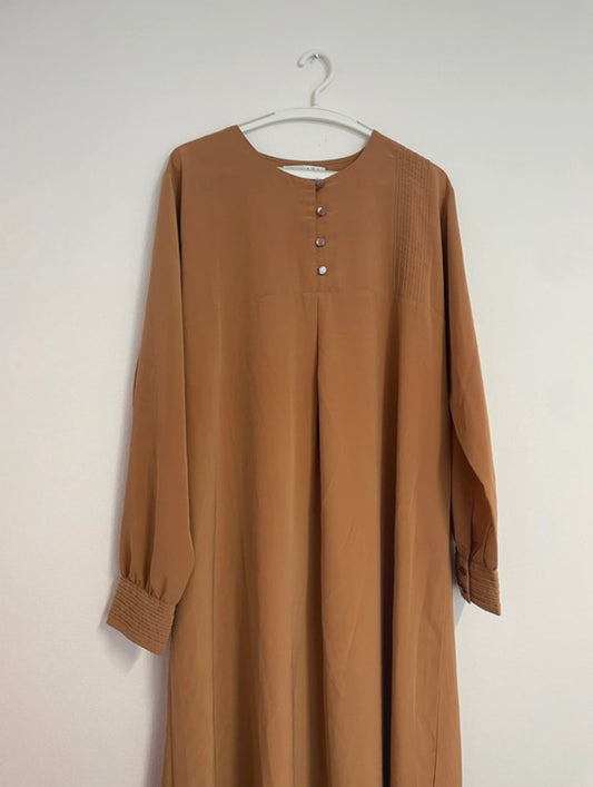 Abaya mit Knöpfen